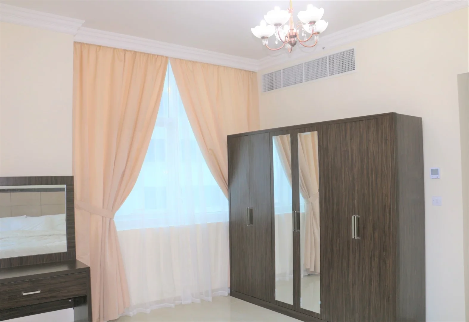 UF 3+1BHK APT+BALCONY & FACILITIES - WEST BAY