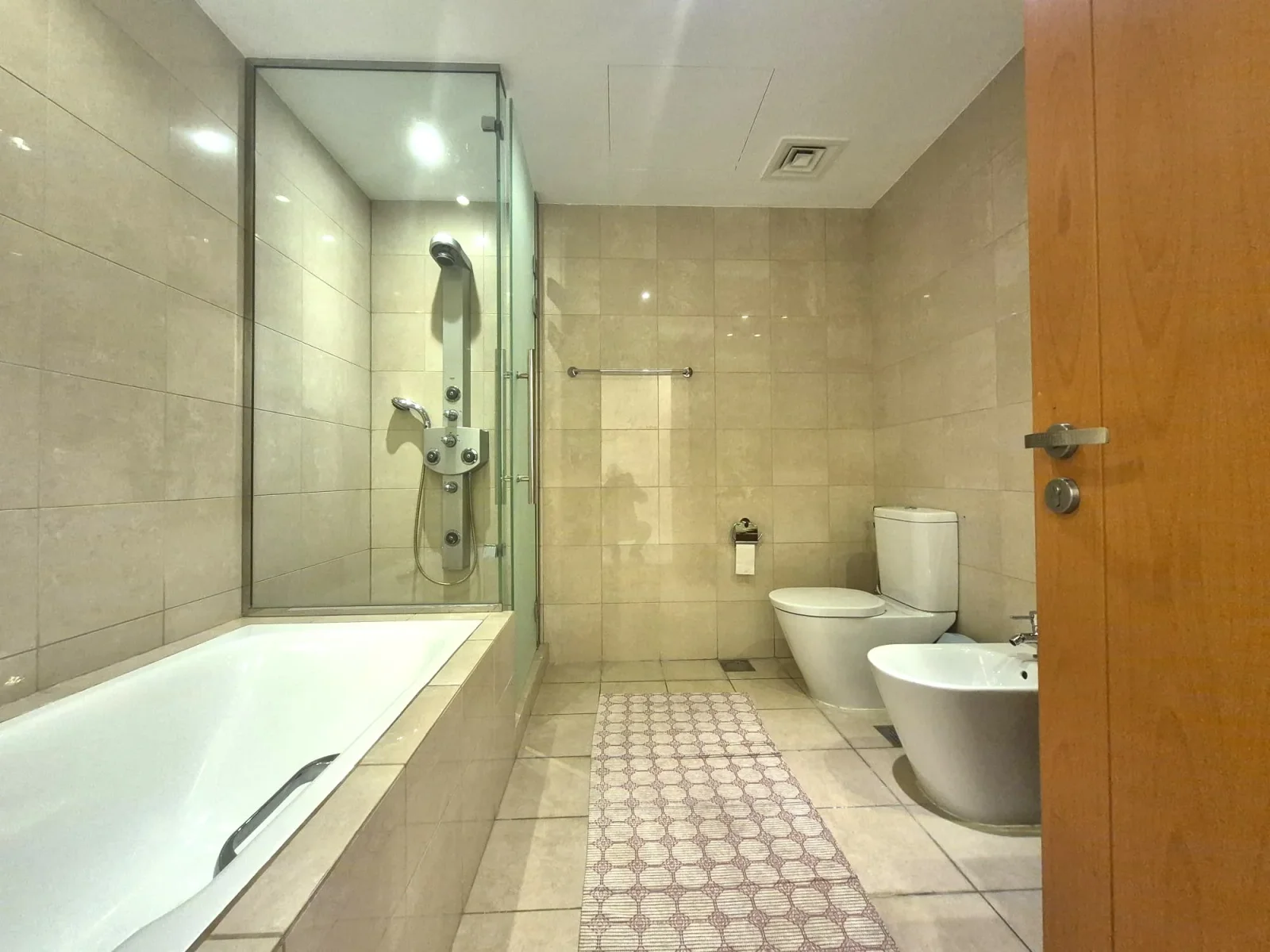 PREMIUM and SPACIOUS FF 1BHK WITH BALCONIES