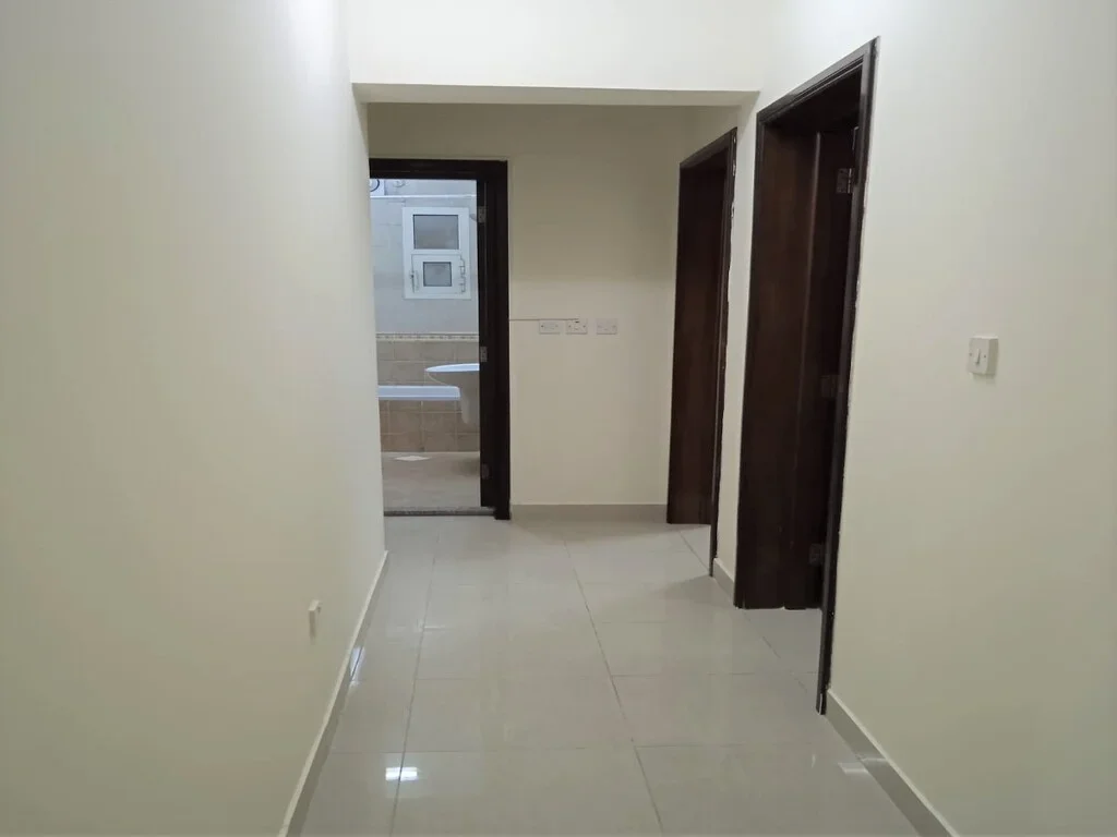 WELL MAINTAINED SPACIOUS UF 2BHK APARTMENT
