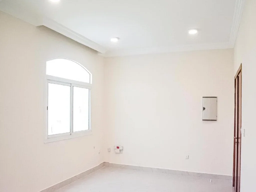 UF 2BHK COMPOUND APARTMENT+ALL FACILITIES