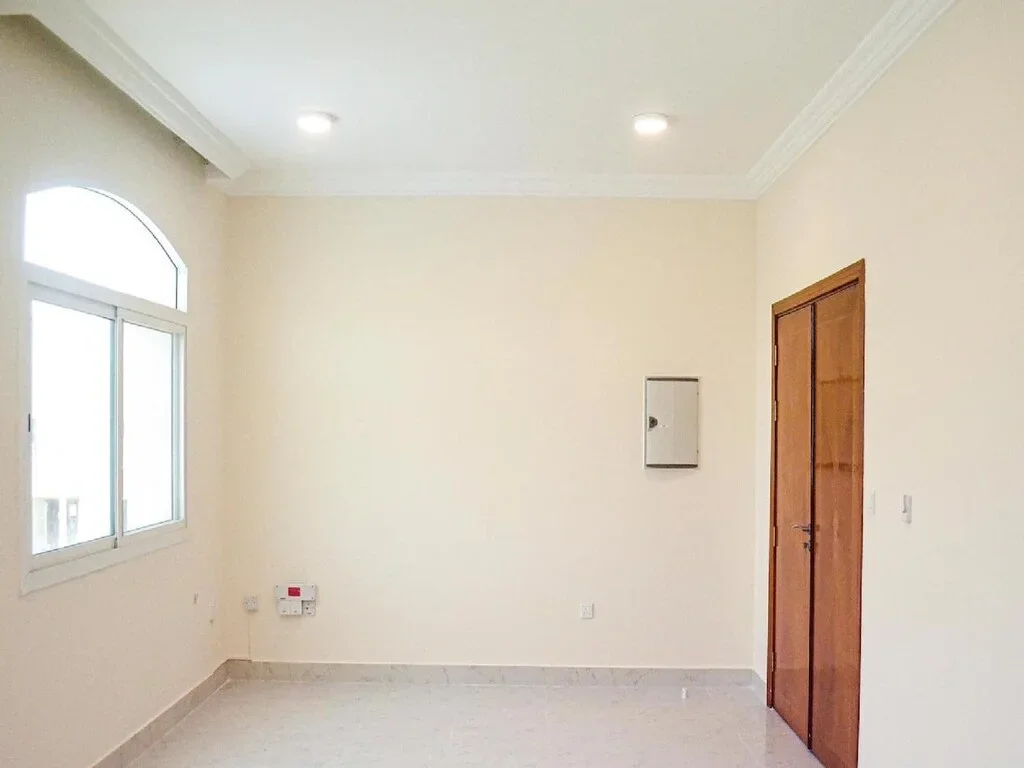 UF 2BHK COMPOUND APARTMENT+ALL FACILITIES