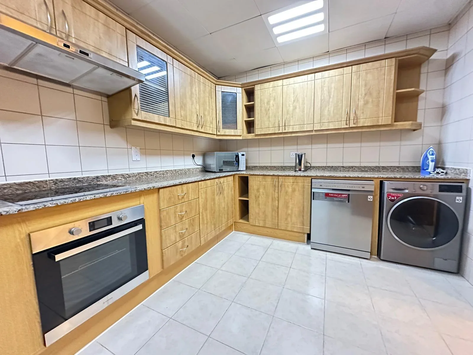 PRIME LOCATION |FF 2BR |FULL FACILITIES+BILLS
