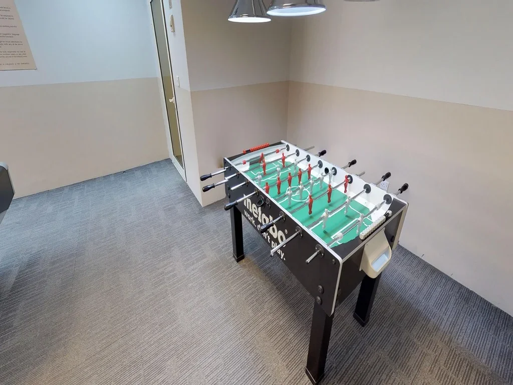 PRIME LOCATION |FF 2BR |FULL FACILITIES+BILLS