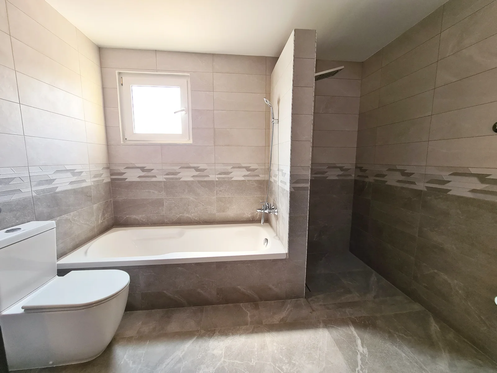 SEA VIEW LUXURY FF 5BR VILLA+POOL & BEACH ACCESS