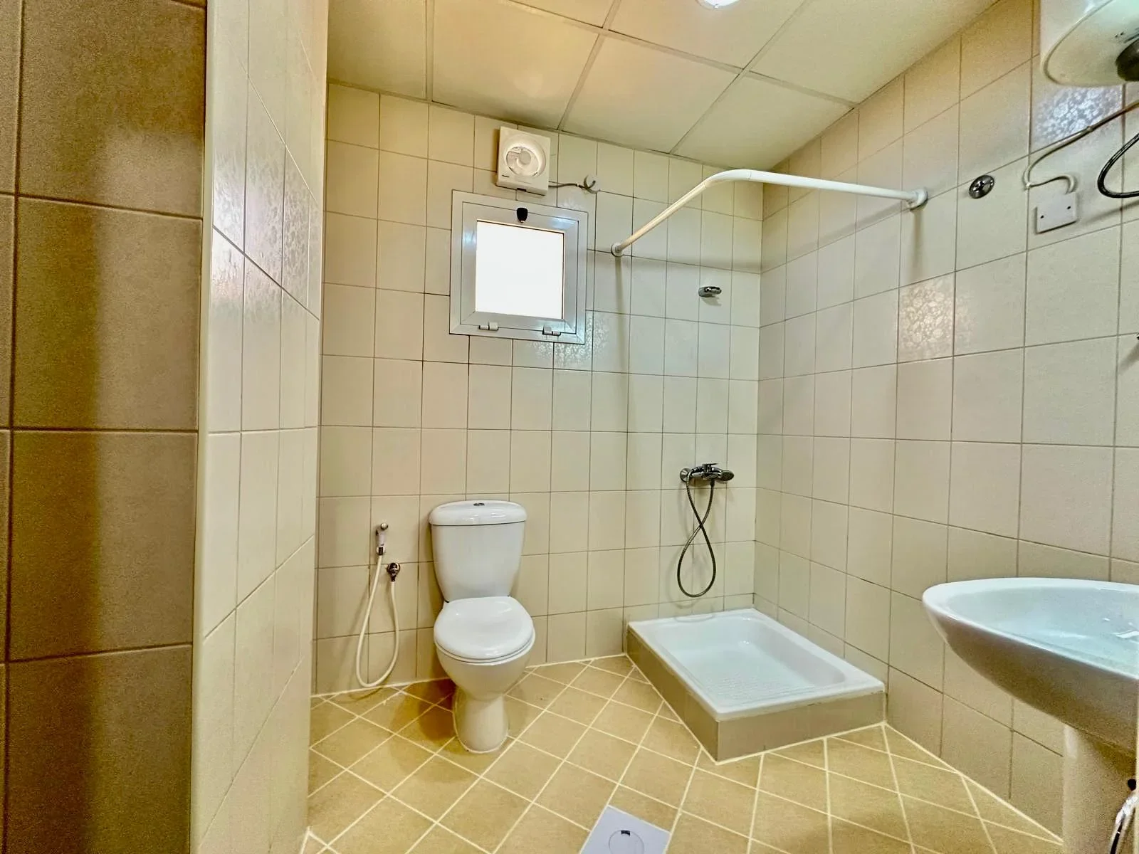 SPACIOUS UF 2BR APARTMENT | BIN MAHMOUD