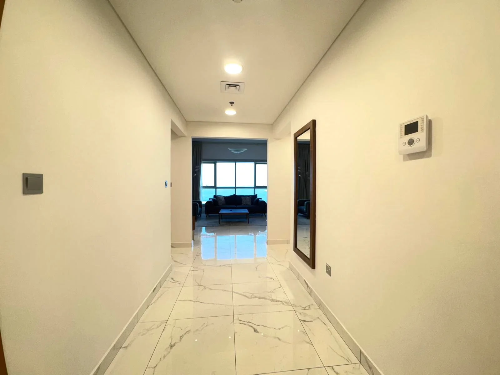 SEA VIEW FF 2+1BR APT W/BIG BALCONY+BILLS