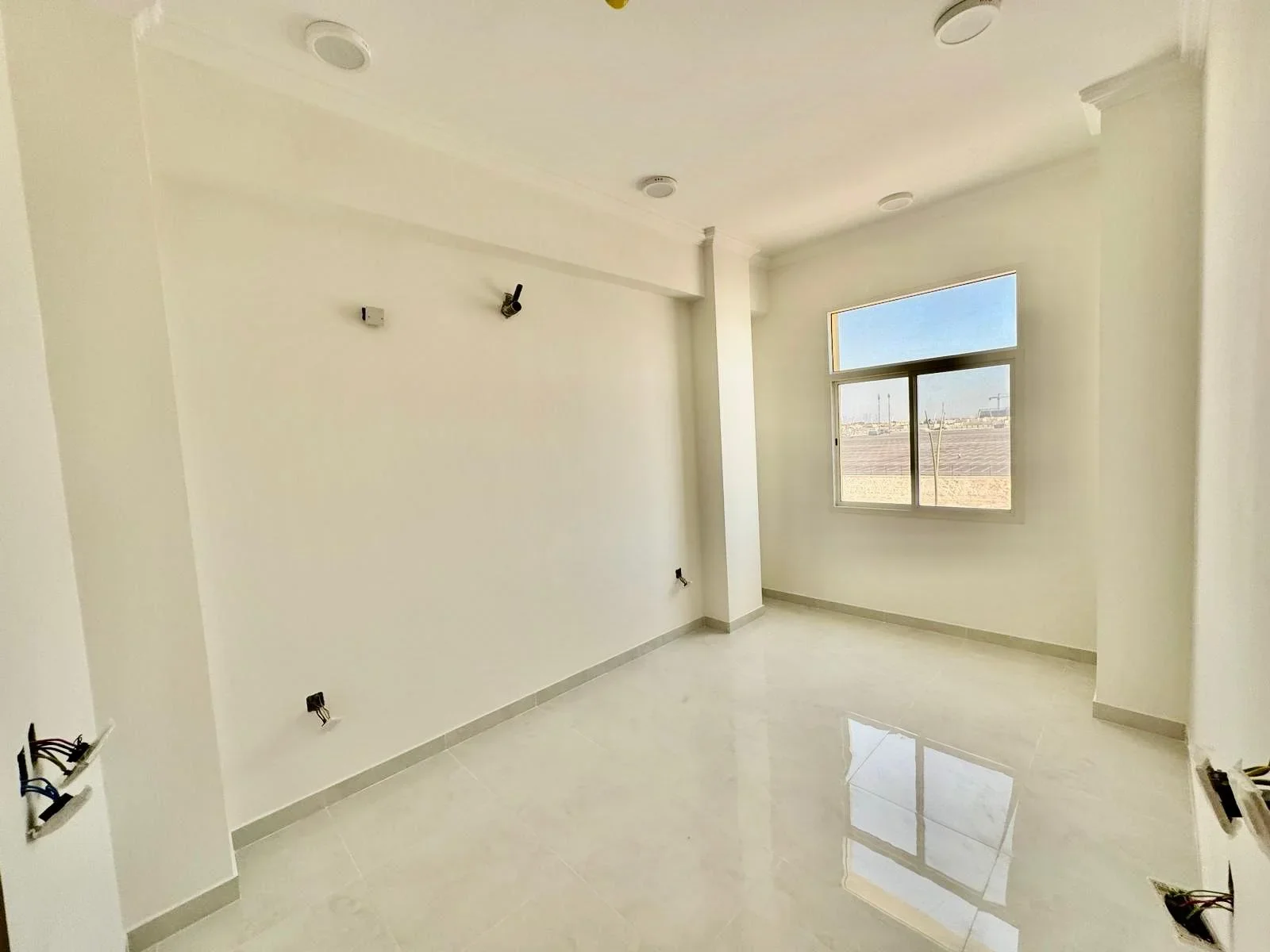 SPACIOUS FAMILY 2BR UF APARTMENT - view 3