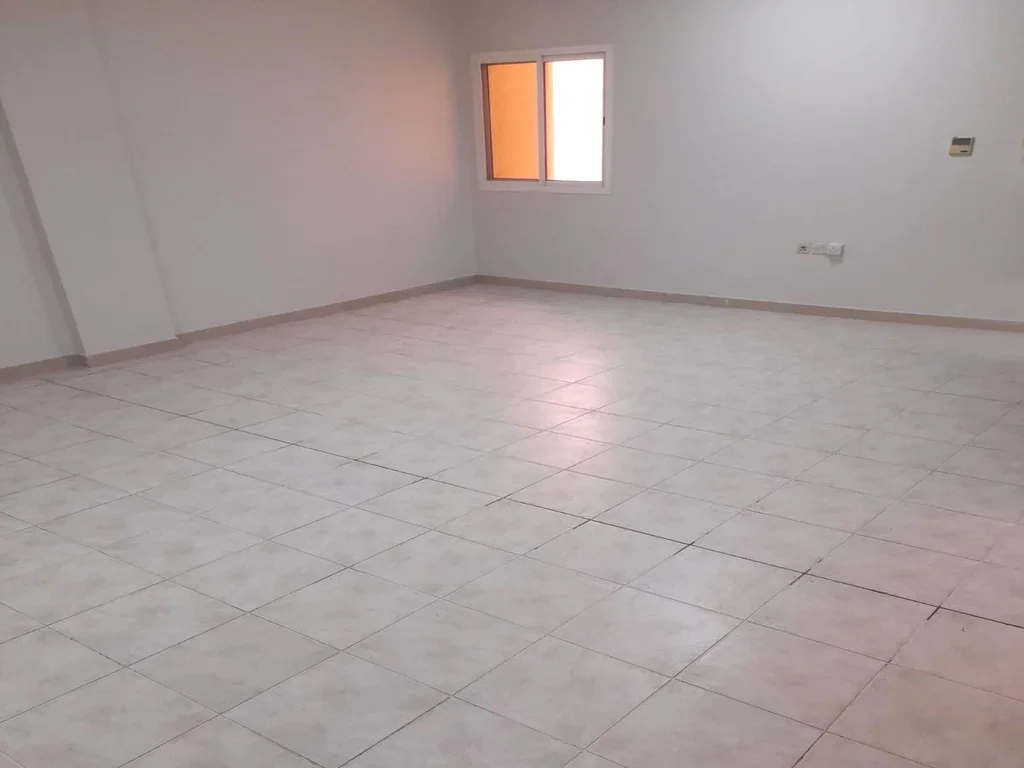 SPACIOUS UNFURNISHED 2BHK APARTMENT