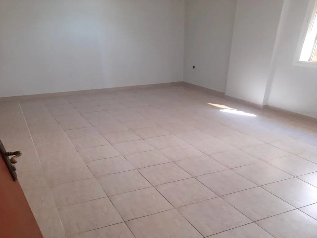SPACIOUS UNFURNISHED 2BHK APARTMENT