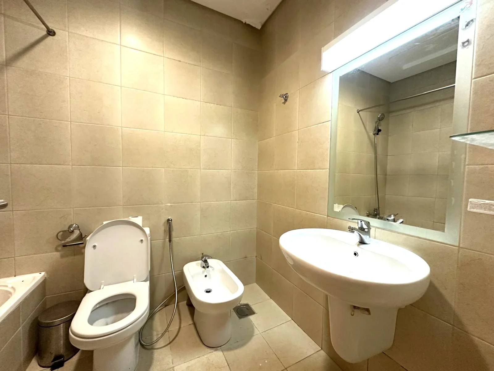 STYLISH 2BR FURNISHED APARTMENT | FULL AMENITIES