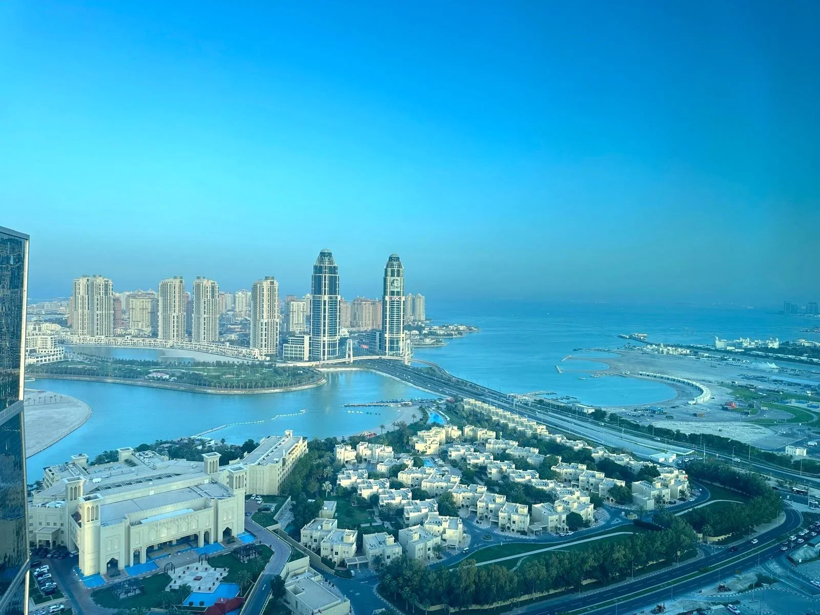 STYLISH 2BR FURNISHED APARTMENT | FULL AMENITIES - view 3