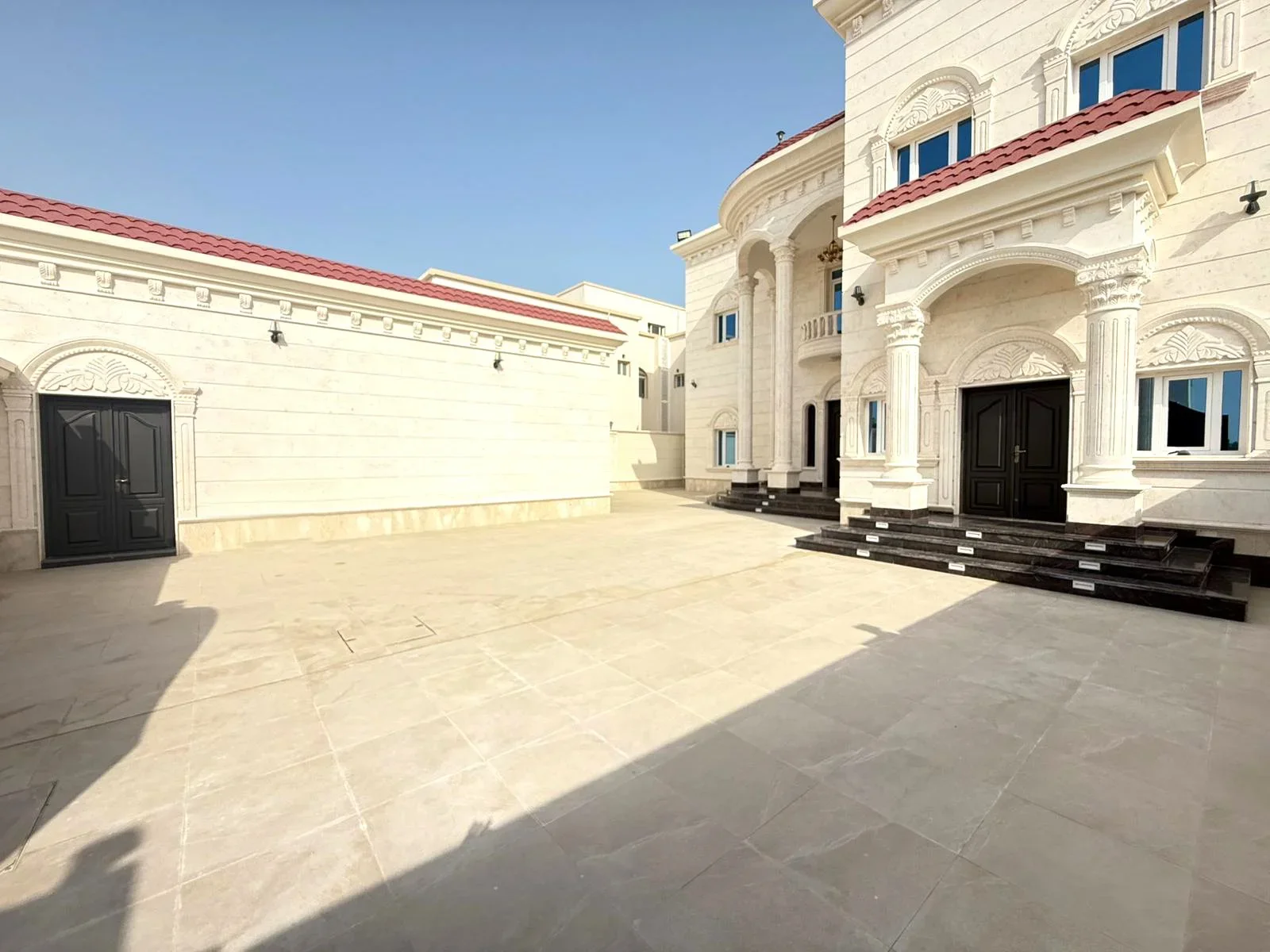 ELEGANT LUXURY 7BR VILLA| PRIVATE MAJLIS+LIFT