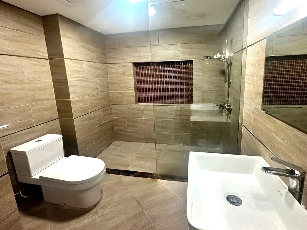 HOT DEAL 2BHK | CLOSE TO STADIUM | SPACIOUS LAYOUT