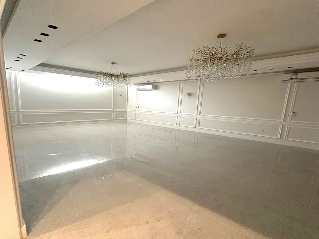 PRESTIGIOUS 7BR ULTRA-LUXURY VILLA + BASEMENT