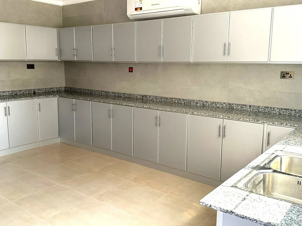 PRESTIGIOUS 7BR ULTRA-LUXURY VILLA + BASEMENT