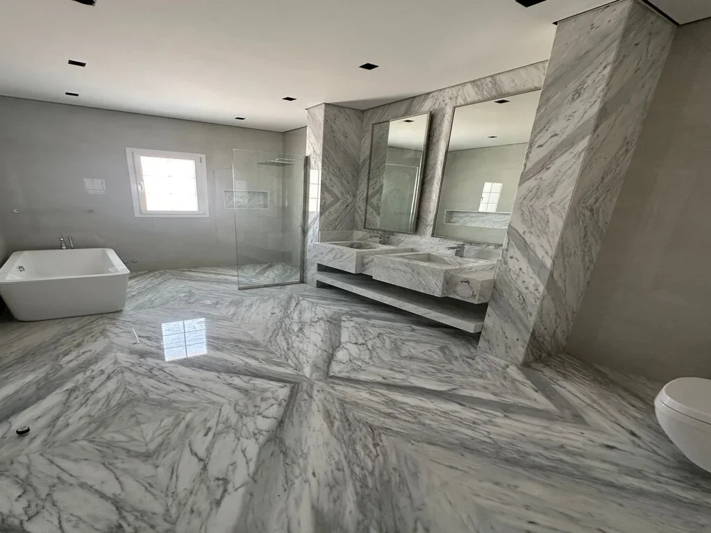 PRESTIGIOUS 7BR ULTRA-LUXURY VILLA + BASEMENT