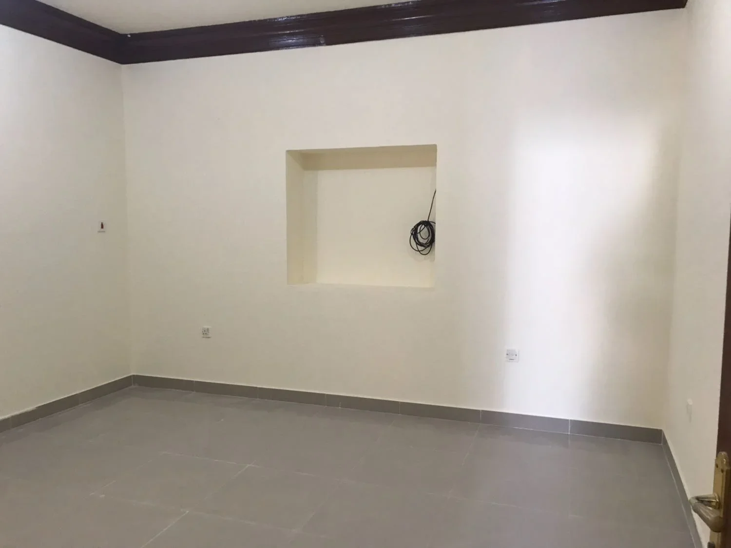 Spacious 1-Bedroom Apartment in Muraikh | Split A/C Included