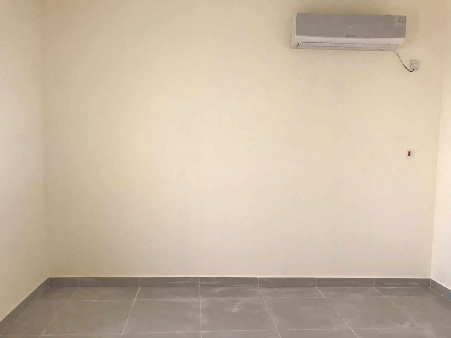 Spacious 1-Bedroom Apartment in Muraikh | Split A/C Included