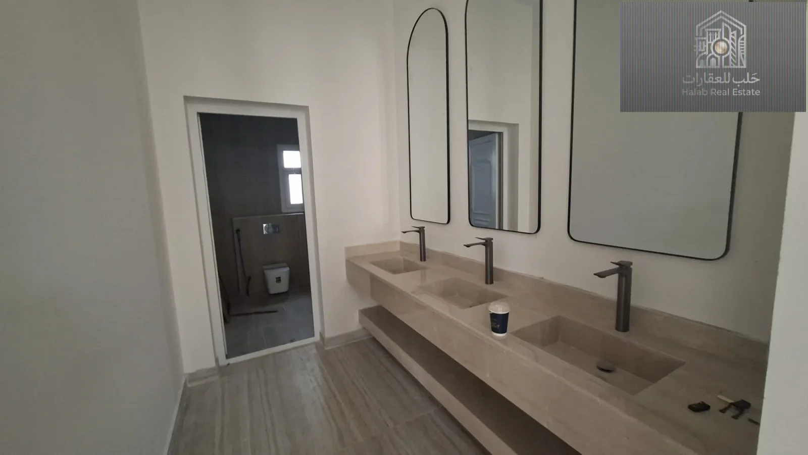 Spacious Villa for Sale in Al Hilal | Modern Finish + Elevator
