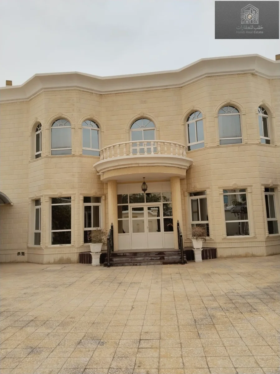 Spacious 4-Bedroom Villa for Rent in Umm Qarn | 400 sqm
