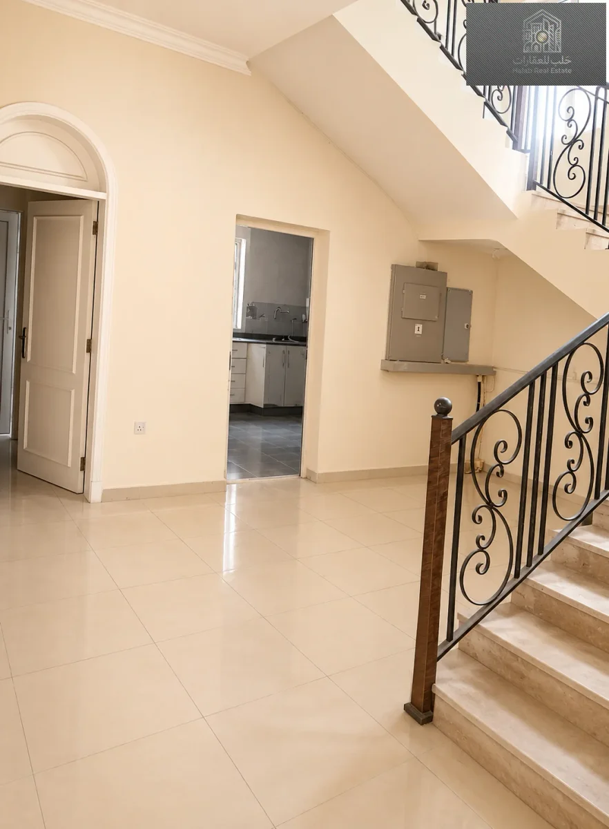 Spacious standalone villa for rent in Al Kharaitiyat - view 3