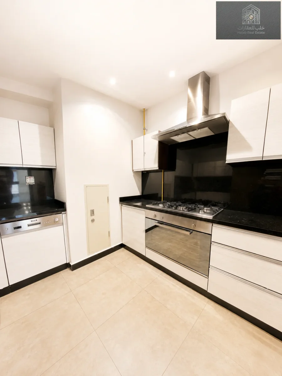 Luxury 3-Bedroom Penthouse in Fox Hills South, Lusail