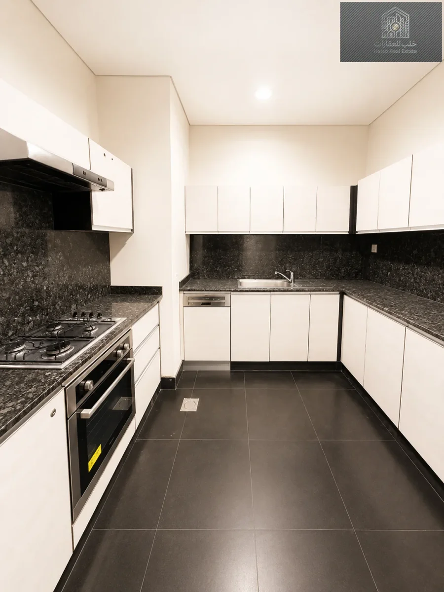 Elegant 2-bedroom apartment with full facilities in Seef Lusail Tower 1