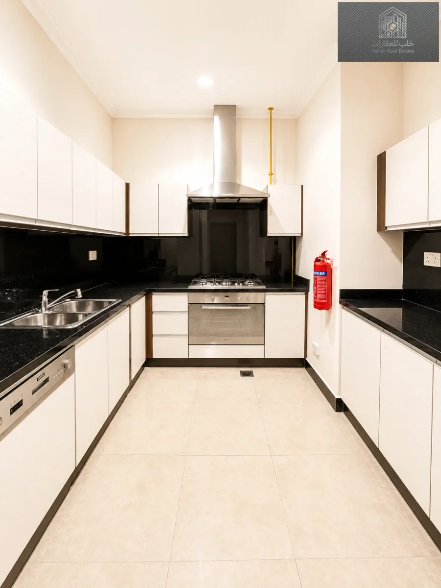 Premium 2-bedroom, 3-bathroom apartment in Fox Hills South, Lusail
