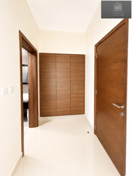 Premium 2-bedroom, 3-bathroom apartment in Fox Hills South, Lusail