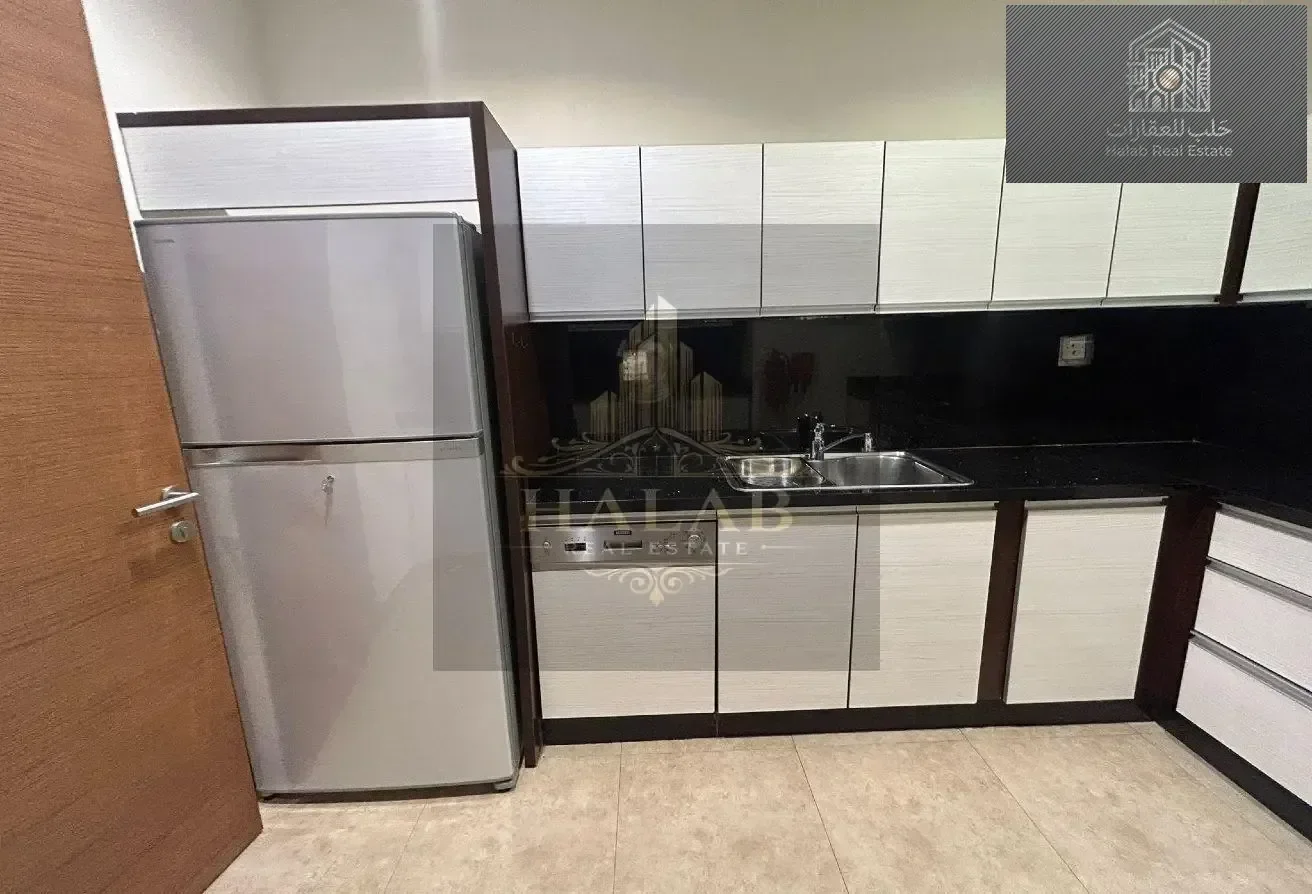 Premium 2-bedroom, 3-bathroom apartment in Fox Hills South, Lusail