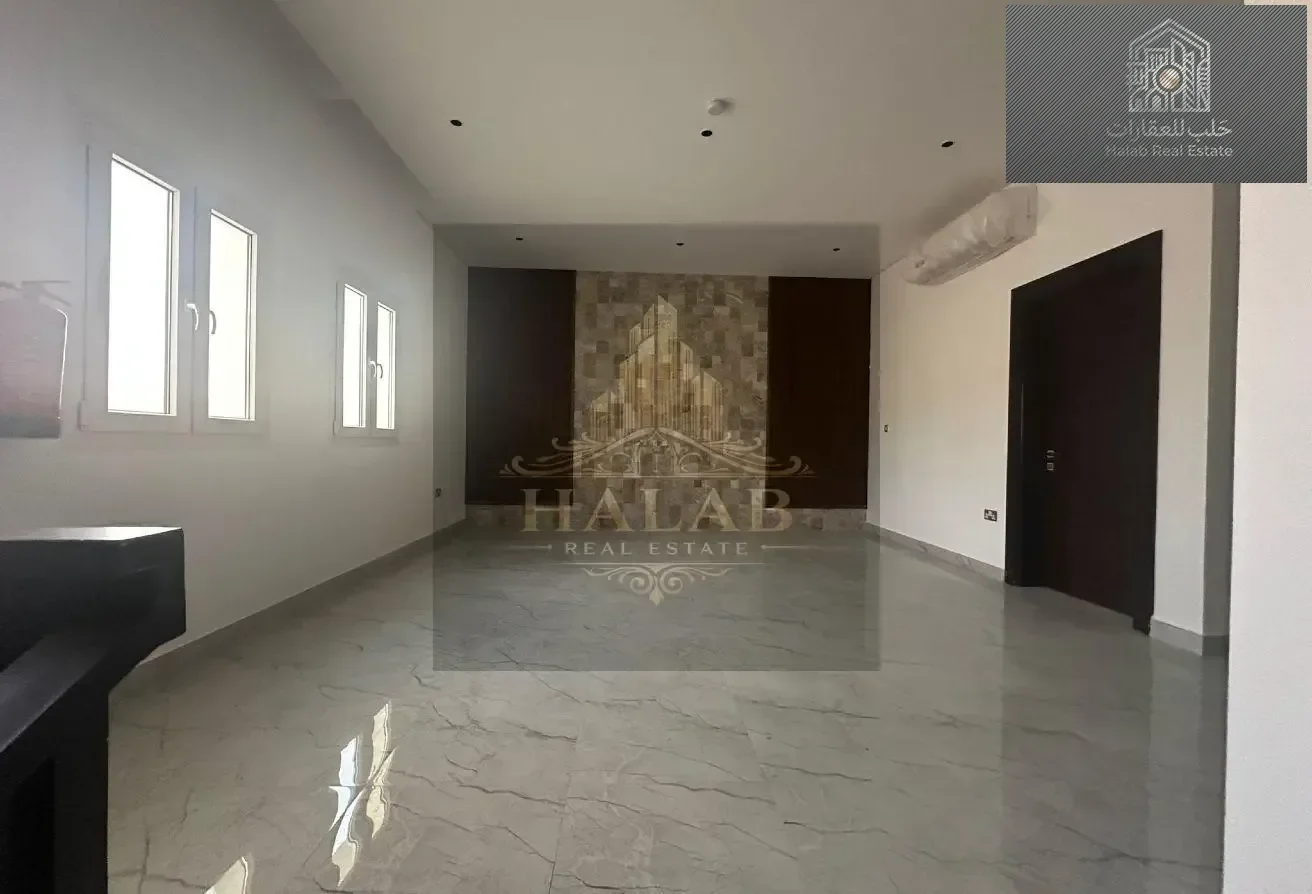 Brand new villa in Al Keesa Gate compound, Al Kheesa
