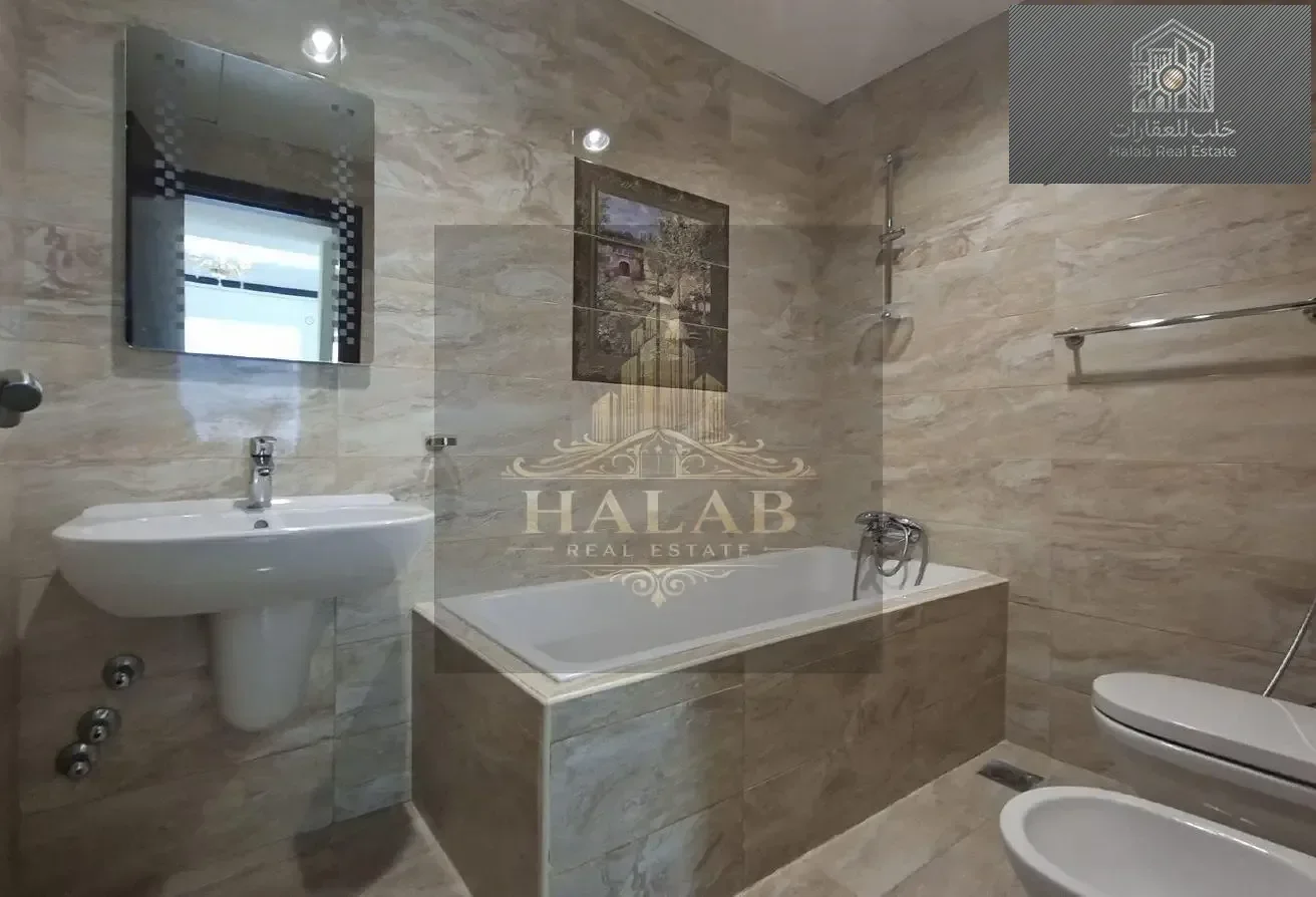 Luxury 2 Bedroom Apartment with Marina View at Lusail Marina Heights