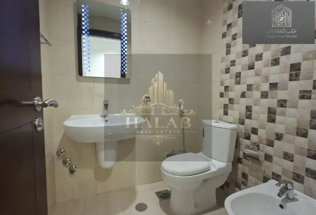 Luxury 2 Bedroom Apartment with Marina View at Lusail Marina Heights
