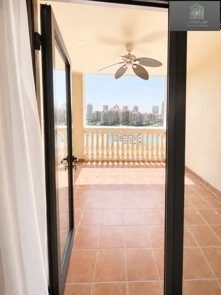 Exclusive 1 bedroom apartment with sea view in Viva West, The Pearl - view 3