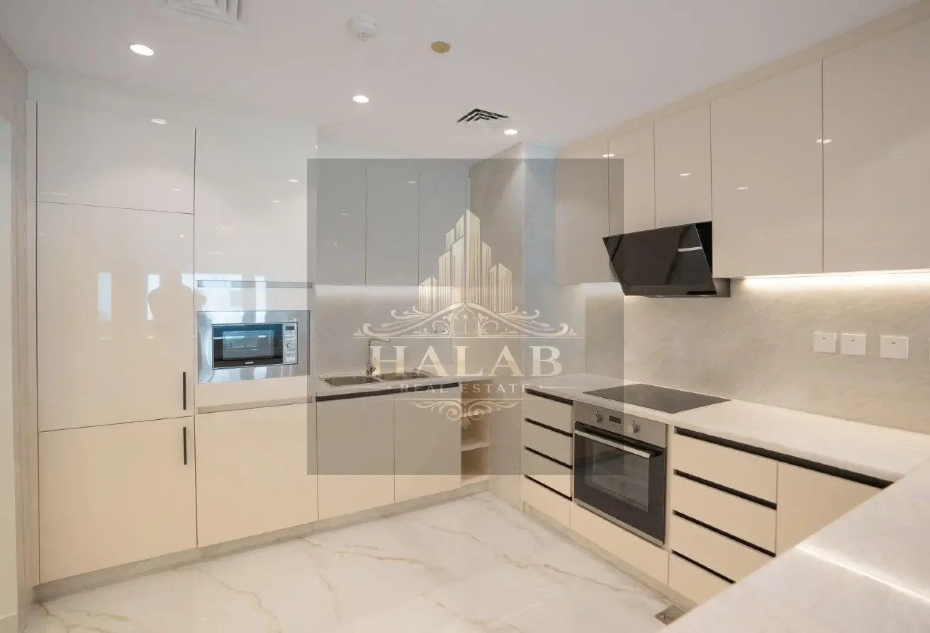 Spacious 1BR Semi-Furnished | Porto Arabia