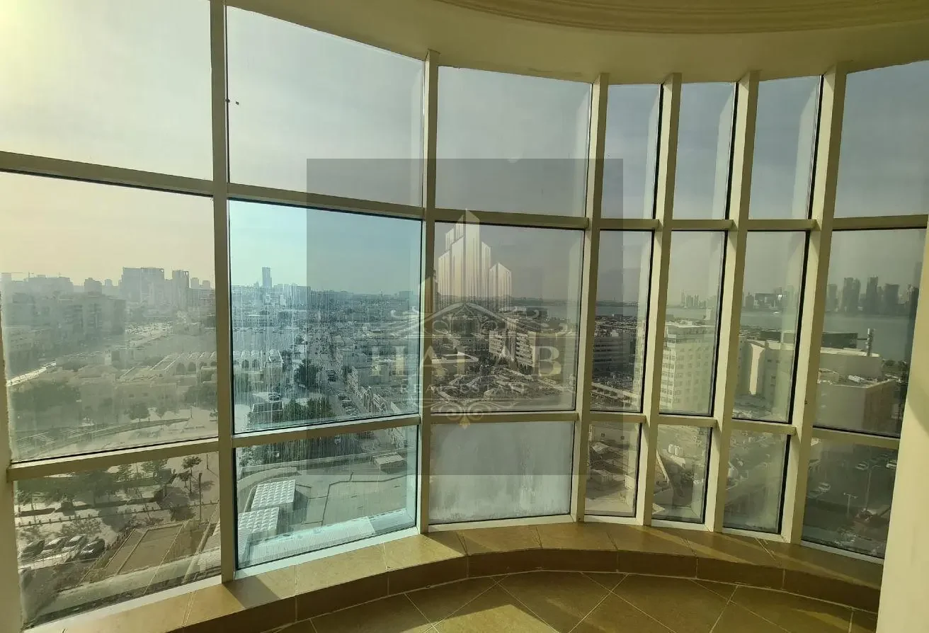spaciouse 3 bhk in corniche near souq waqif