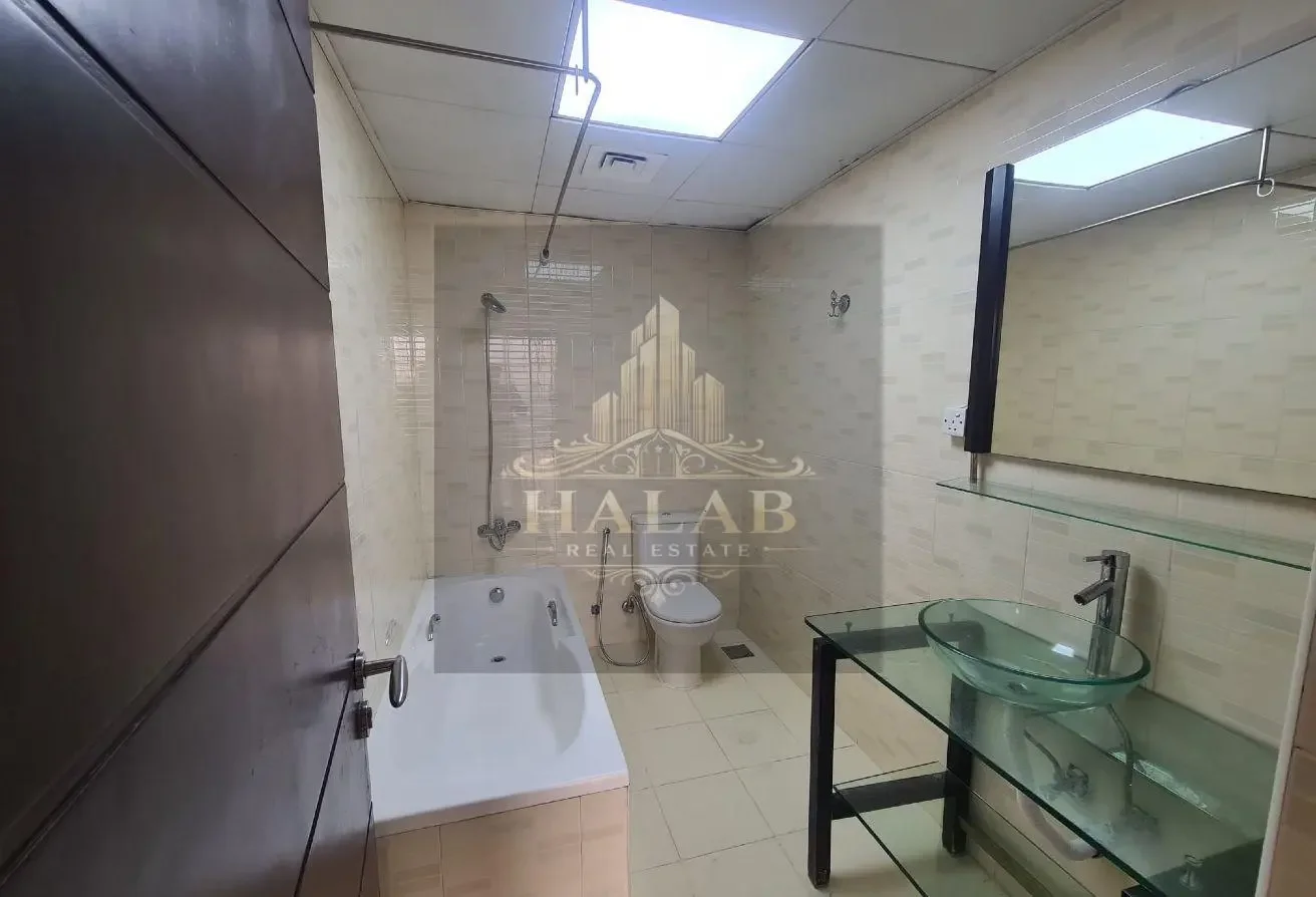 spaciouse 3 bhk in corniche near souq waqif - view 3
