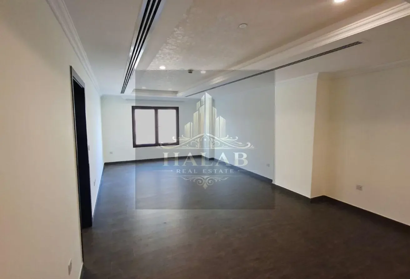 1 BHK Semi-Furnished | Sea View | Balcony