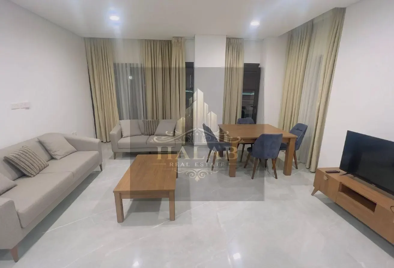 amazing 2 bhk apartment in pearl with a nice view