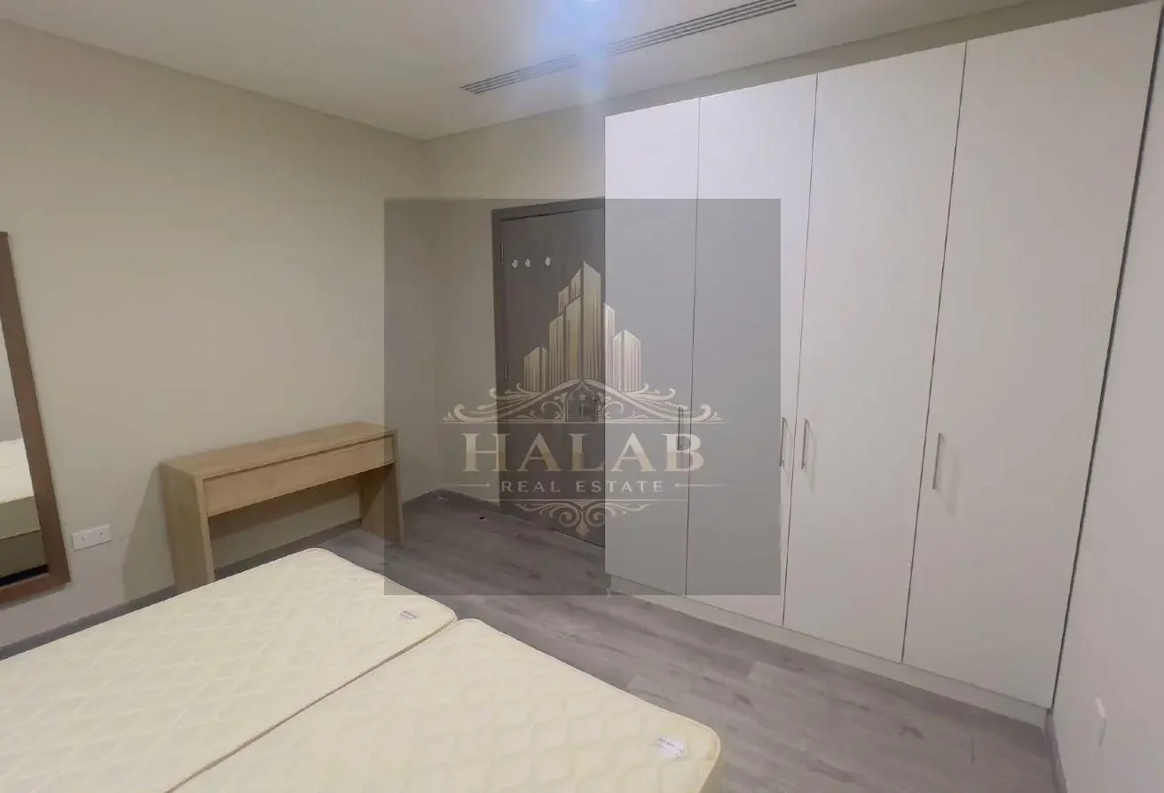 amazing 2 bhk apartment in pearl with a nice view