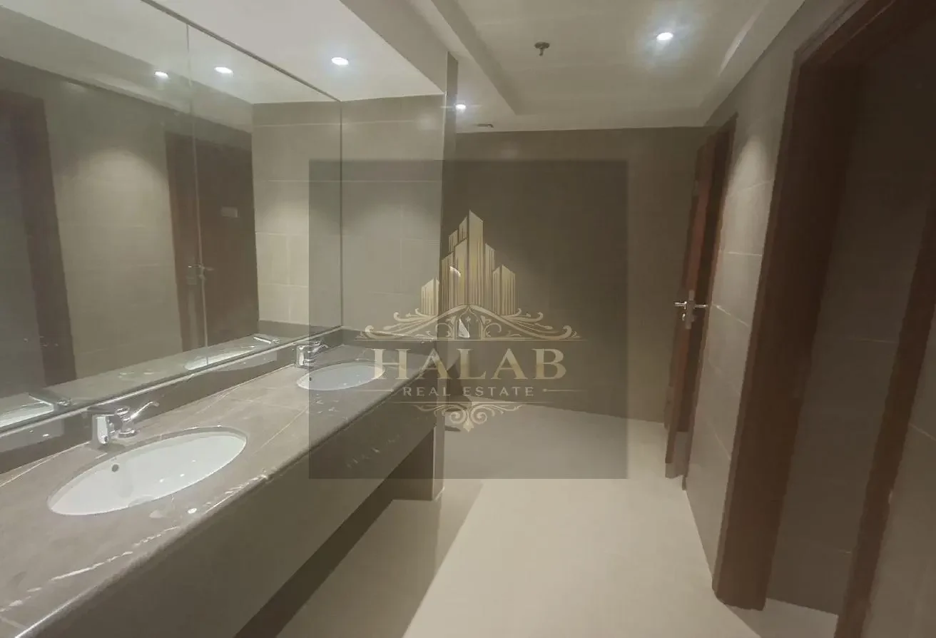 SEA VIEW BRAND NEW OFFICE IN CORNICHE