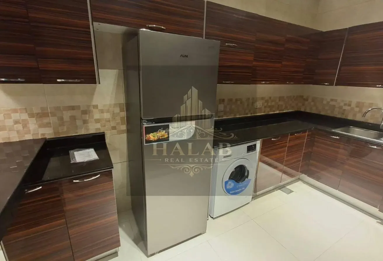 INCLUDED BILLS 2 BHK FF IN FOX HILLS BRAND NEW