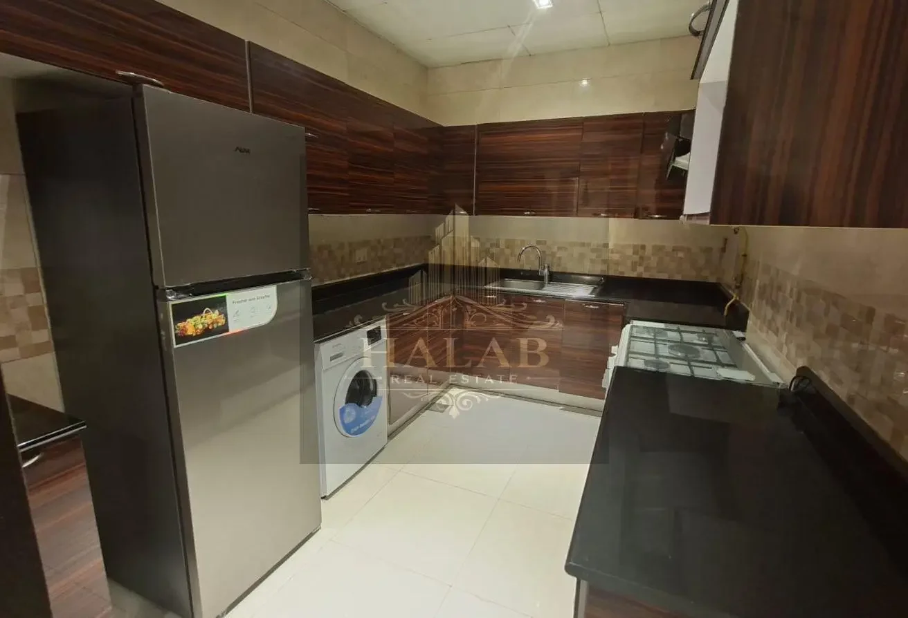 INCLUDED BILLS 2 BHK FF IN FOX HILLS BRAND NEW