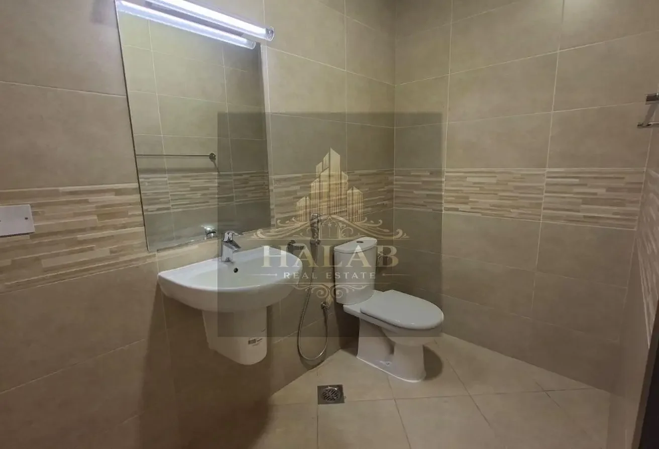 INCLUDED BILLS 2 BHK FF IN FOX HILLS BRAND NEW