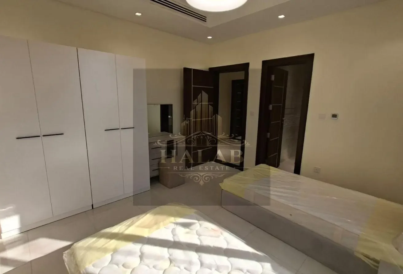 INCLUDED BILLS 2 BHK FF IN FOX HILLS BRAND NEW