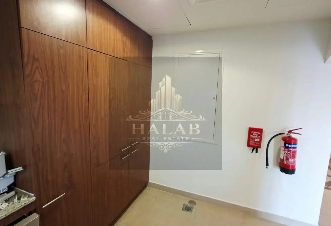AMAZING 2 bedrooms Semi Furnished SEA VIEW