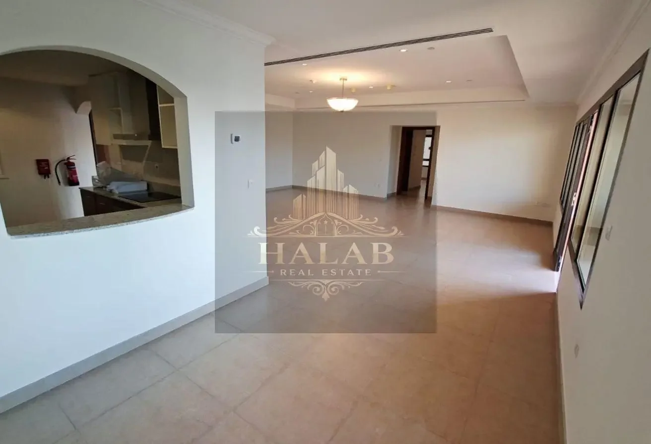 AMAZING 2 bedrooms Semi Furnished SEA VIEW
