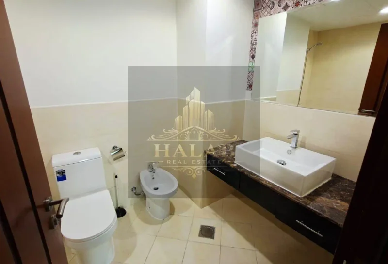 ONE PLUS OFFICE Semi Furnished SEA VIEW IN PEARL