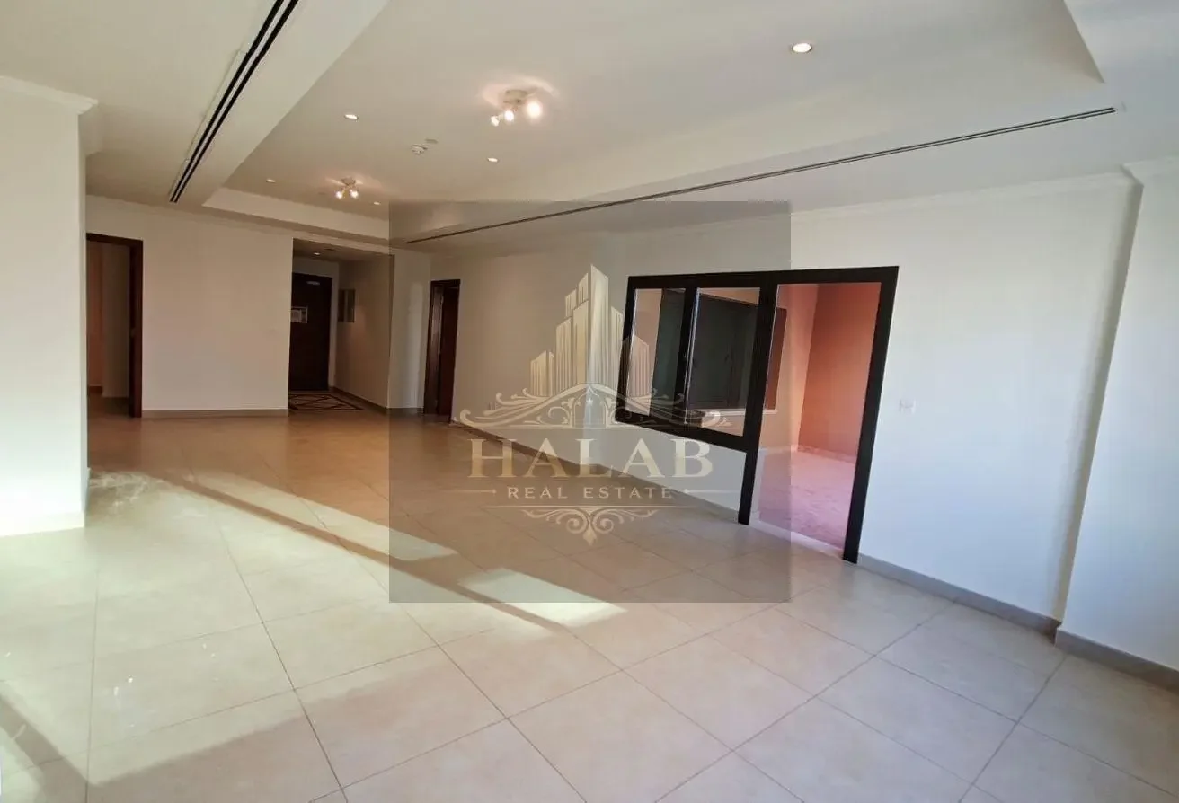 ONE PLUS OFFICE Semi Furnished SEA VIEW IN PEARL