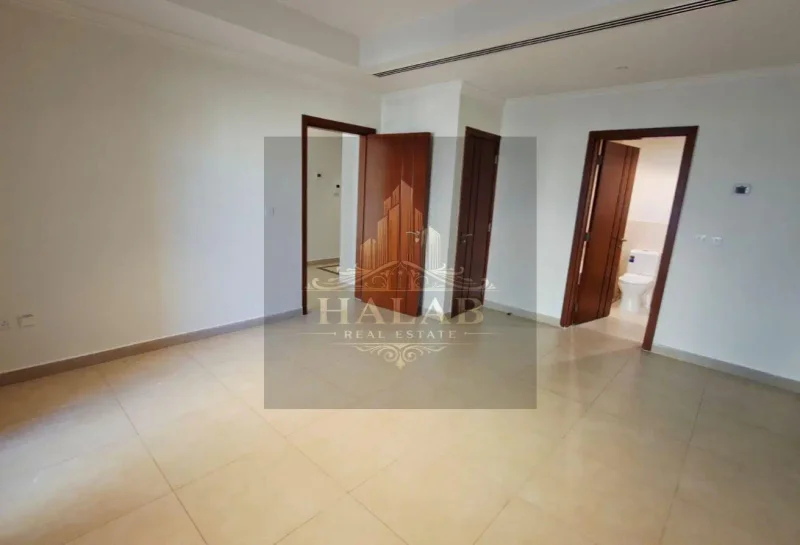 ONE PLUS OFFICE Semi Furnished SEA VIEW IN PEARL